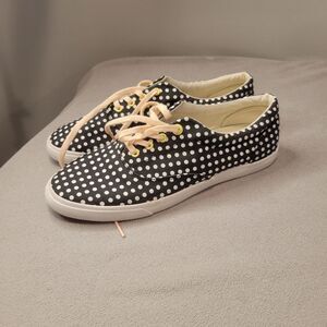 bucketfeet Polka Dot Black White Sneakers Shoes Size 10
